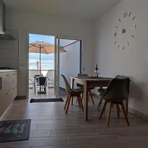 https://casa-pirmide-1-terraza-y-parking-privado.tenerifehoteles.net